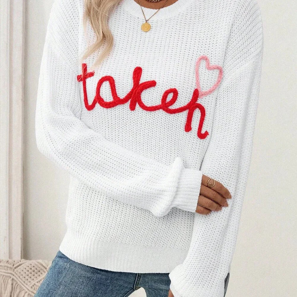 White Casual Women's Style Round Neck Embroidered Little Heart Knitted Sweater - Picture 3 of 6